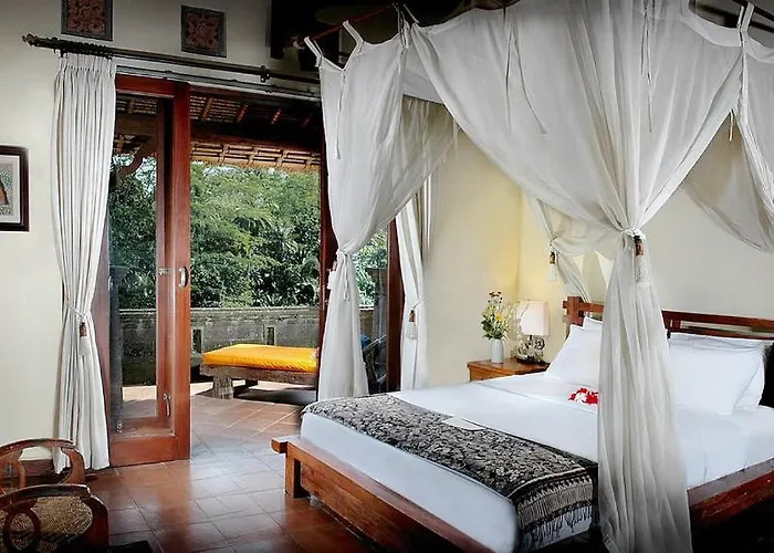 Awang Awang Villa