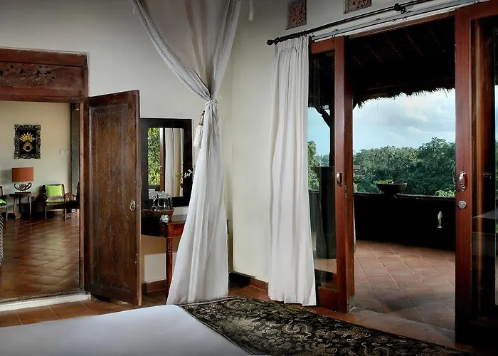 Awang Awang Villa *