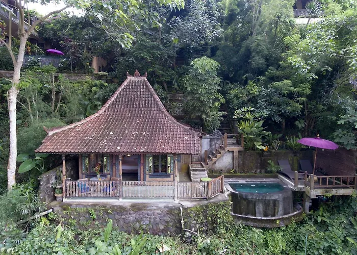 Awang Awang Villa *
